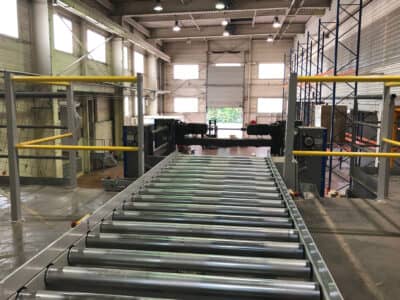roller conveyor