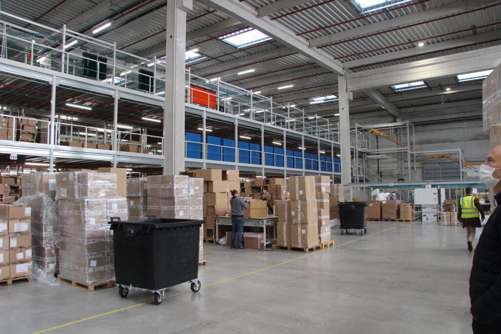 IMG_7330 (2)-min entrepôt C-LOG - Transitic